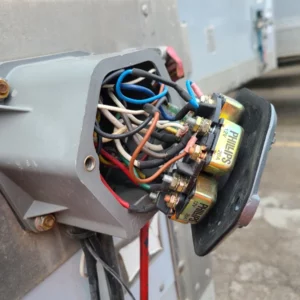 Trailer service trailer plugin repair